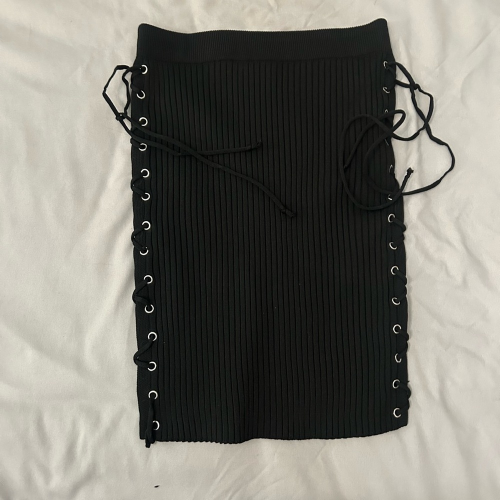 New Look - Skirt with Ribbons Side
